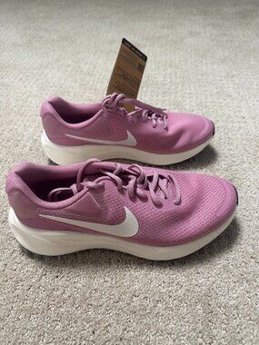 Nike Revolution 7 Women’s 9 Pink Sail Running Shoes FB2208-604
